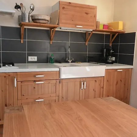 Aux Pays Des Sucs * Saint-Hostien