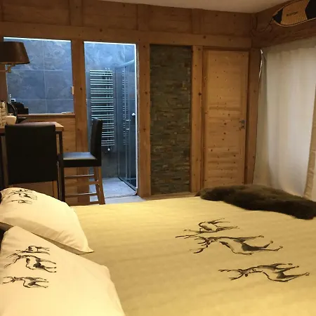 Aux Pays Des Sucs * Saint-Hostien