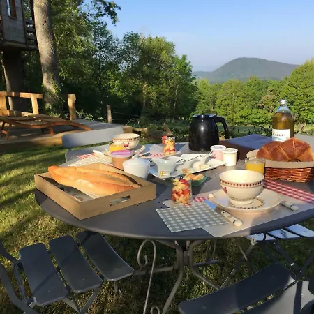 Aux Pays Des Sucs * Saint-Hostien