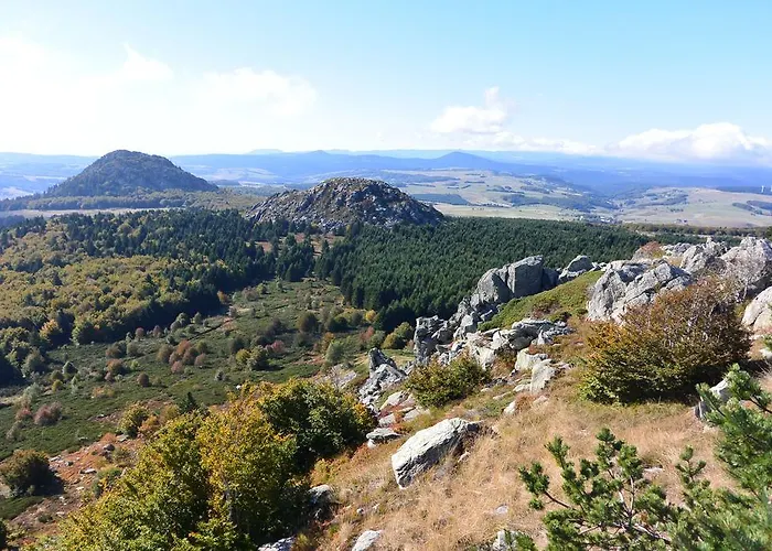 Aux Pays Des Sucs Saint-Hostien