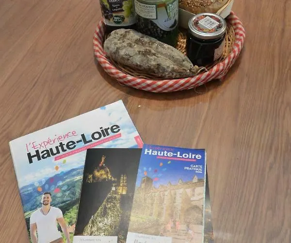 Nyaraló Aux Pays Des Sucs *