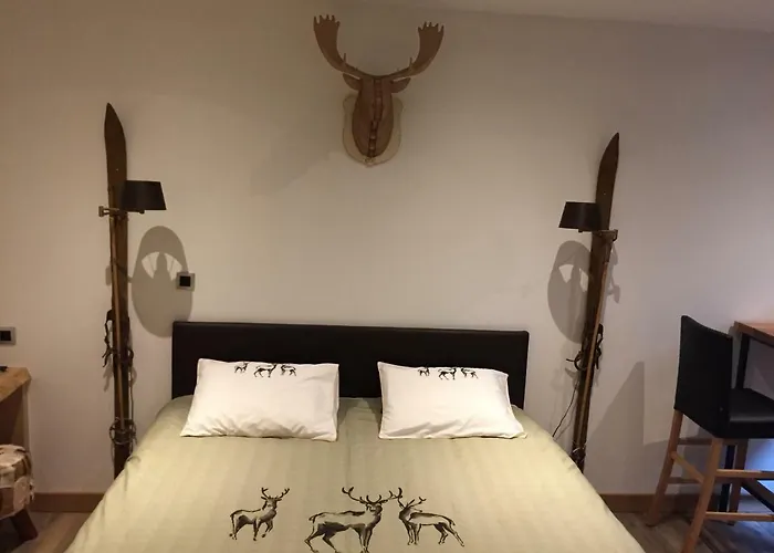 Aux Pays Des Sucs * Saint-Hostien