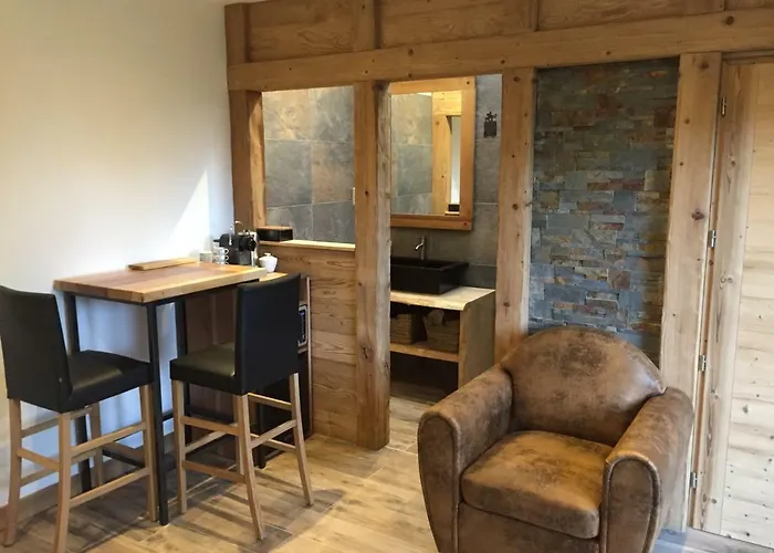 Aux Pays Des Sucs Saint-Hostien