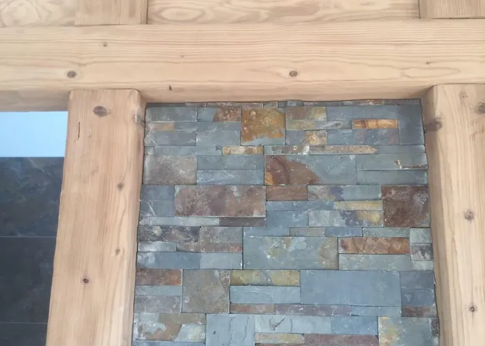 Aux Pays Des Sucs * Saint-Hostien